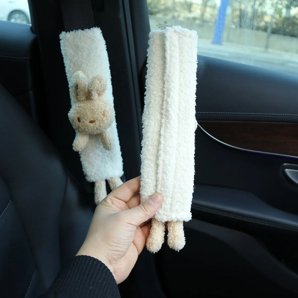 Cartoon plush car shoulder protector in lamb wool with rabbit and bear designs