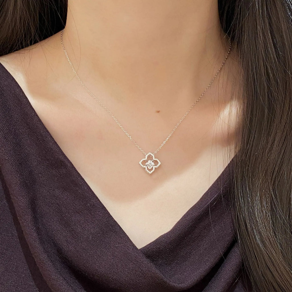 925 silver curb chain necklace with zirconium flower pendant in white gold colour, electroplated finish