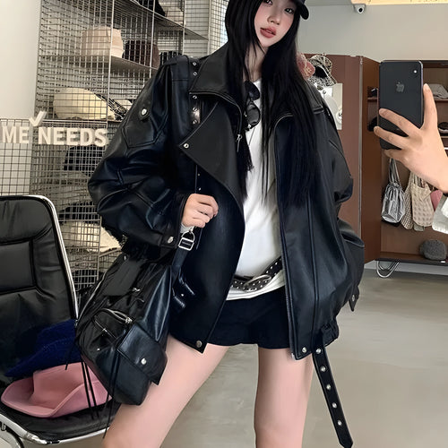 Women's loose retro biker jacket in faux leather, available in brown and black, long sleeves, splicing detail, no fur collar