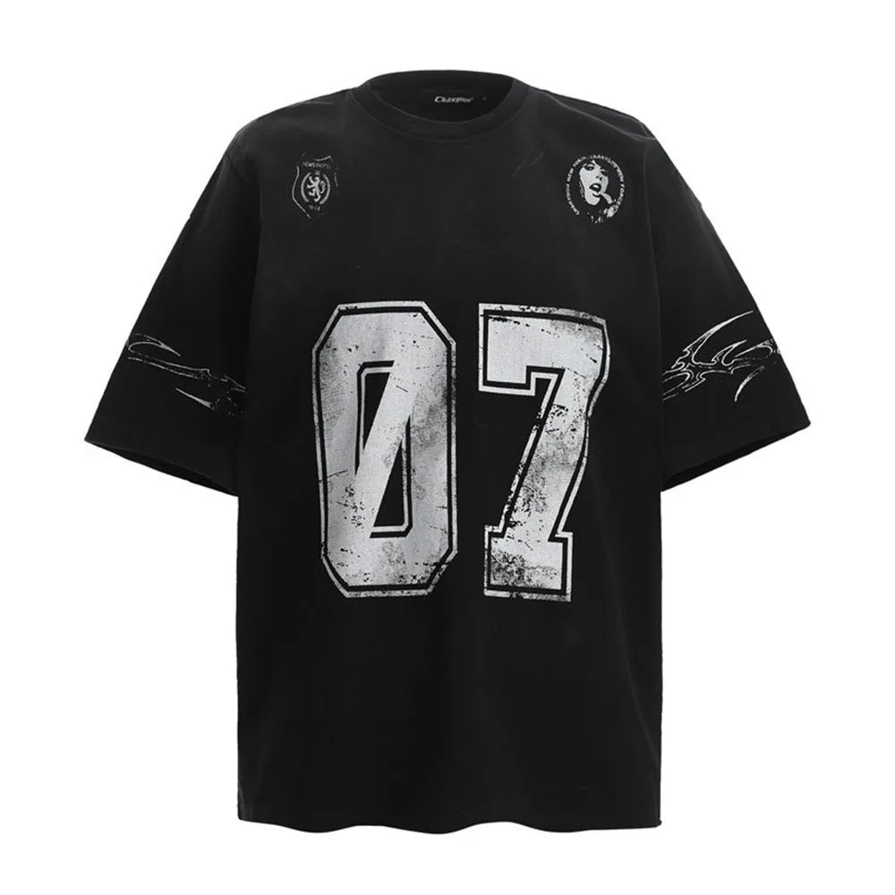 Man wearing a black pure cotton short-sleeved printed t-shirt.