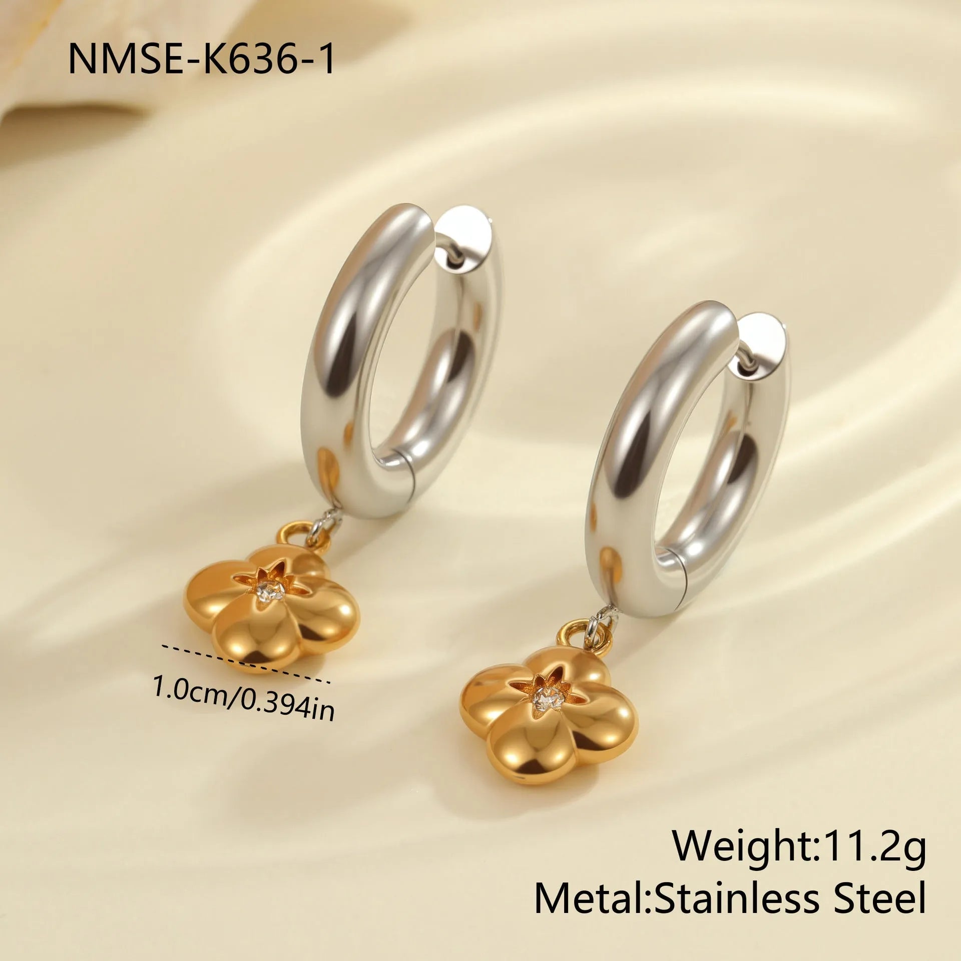 Women's stainless steel earrings with electroplated 18K finish in Christmas tree and heart shapes