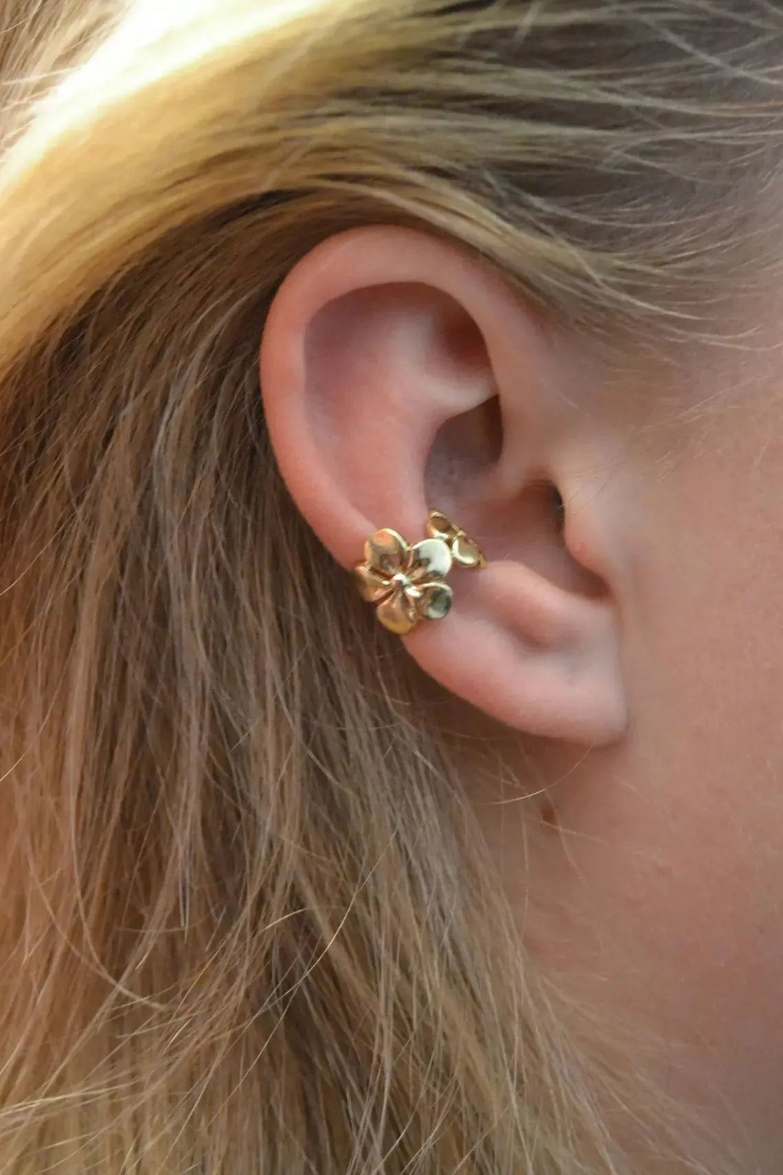 Gold electroplated starfish and scallop shell drop earrings for women