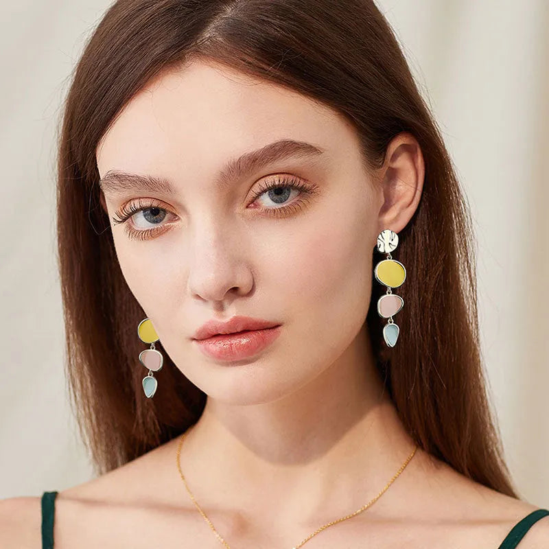 Morandi three-colour alloy wafer earrings with dripping oil treatment and vintage needle design
