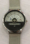 Men's sports quartz wristwatch with round 40mm dial, mineral glass lens, and stainless steel strap showing time display