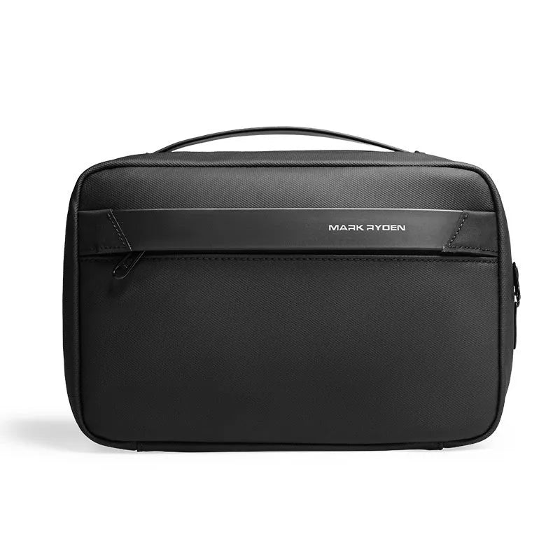 Multi-functional wet dry separation storage bag in Oxford cloth with 20L capacity for toiletries organisation