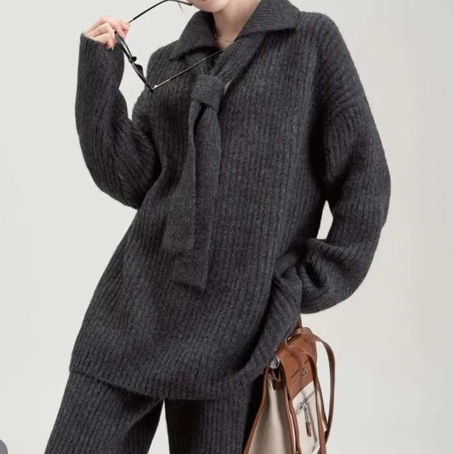 Women's knitted sweater suit two-piece set with top and trousers in neutral colours