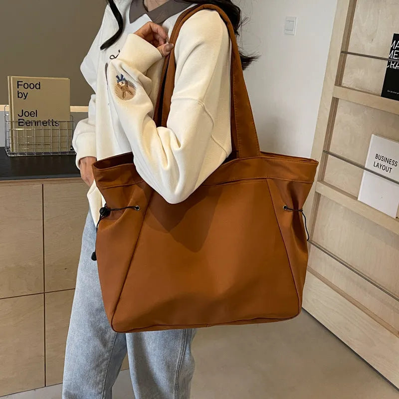Soft Oxford cloth folding commuter shoulder bag in street trend style