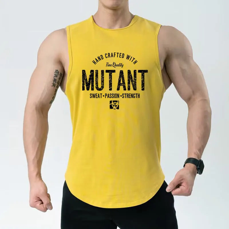 Loose fit polyester training waistcoat shirt for men's fitness workouts