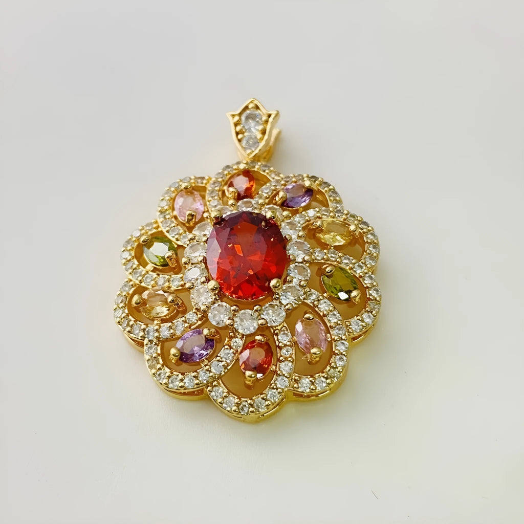 Women's flower-shaped zircon pendant necklace in gold tone on a model.
