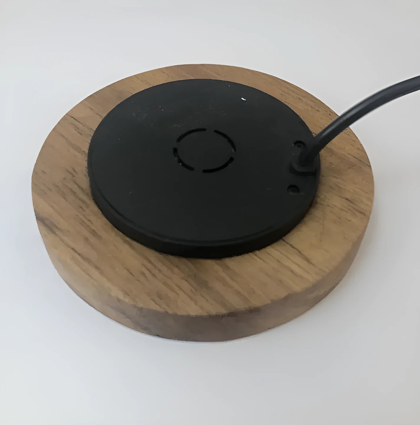 60mm round black embedded wireless charging module for furniture installation