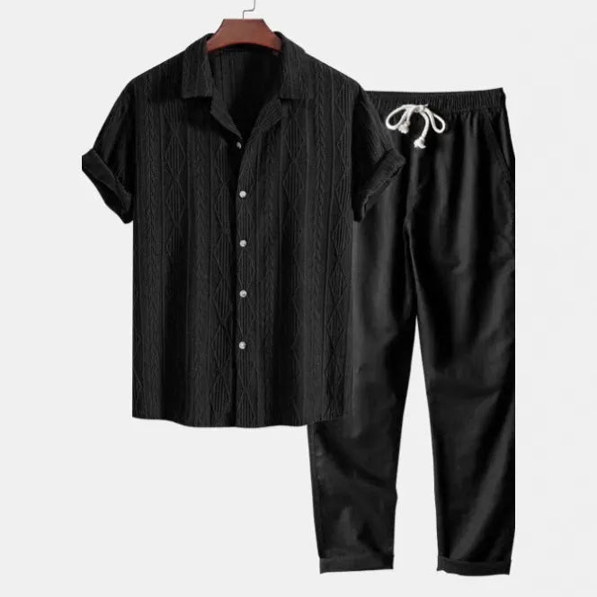Casual slim fit short-sleeved shirt and trousers suit set with digital camouflage print, cardigan-style lapel.