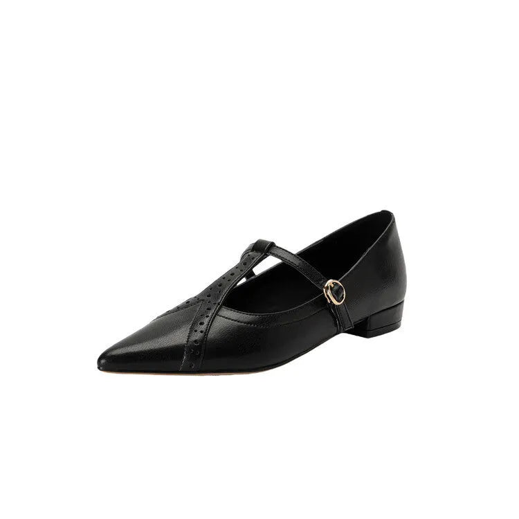 Brown women's low-cut cowhide leather flat shoes with a round toe and soft sole on a white background.