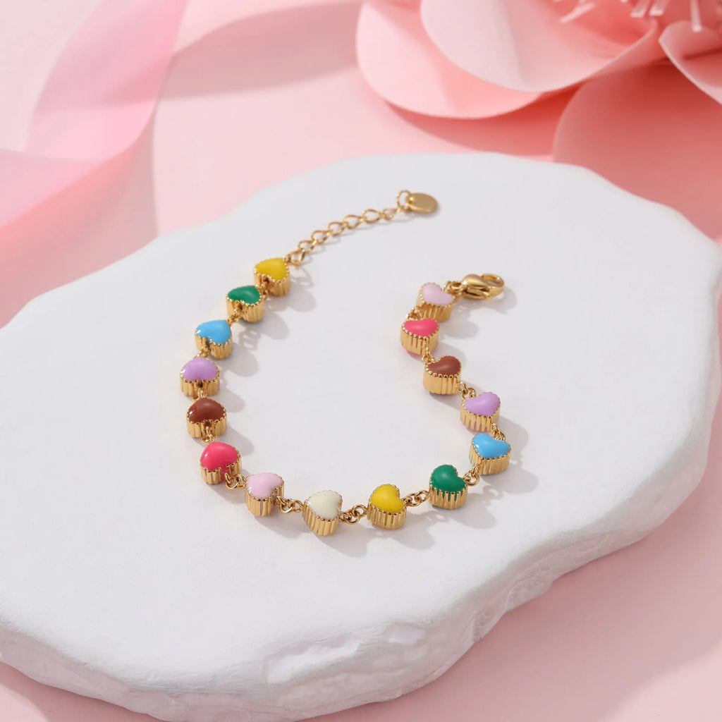 Women's heart-shaped titanium steel bracelet with 18K gold electroplating in gold or steel colour options