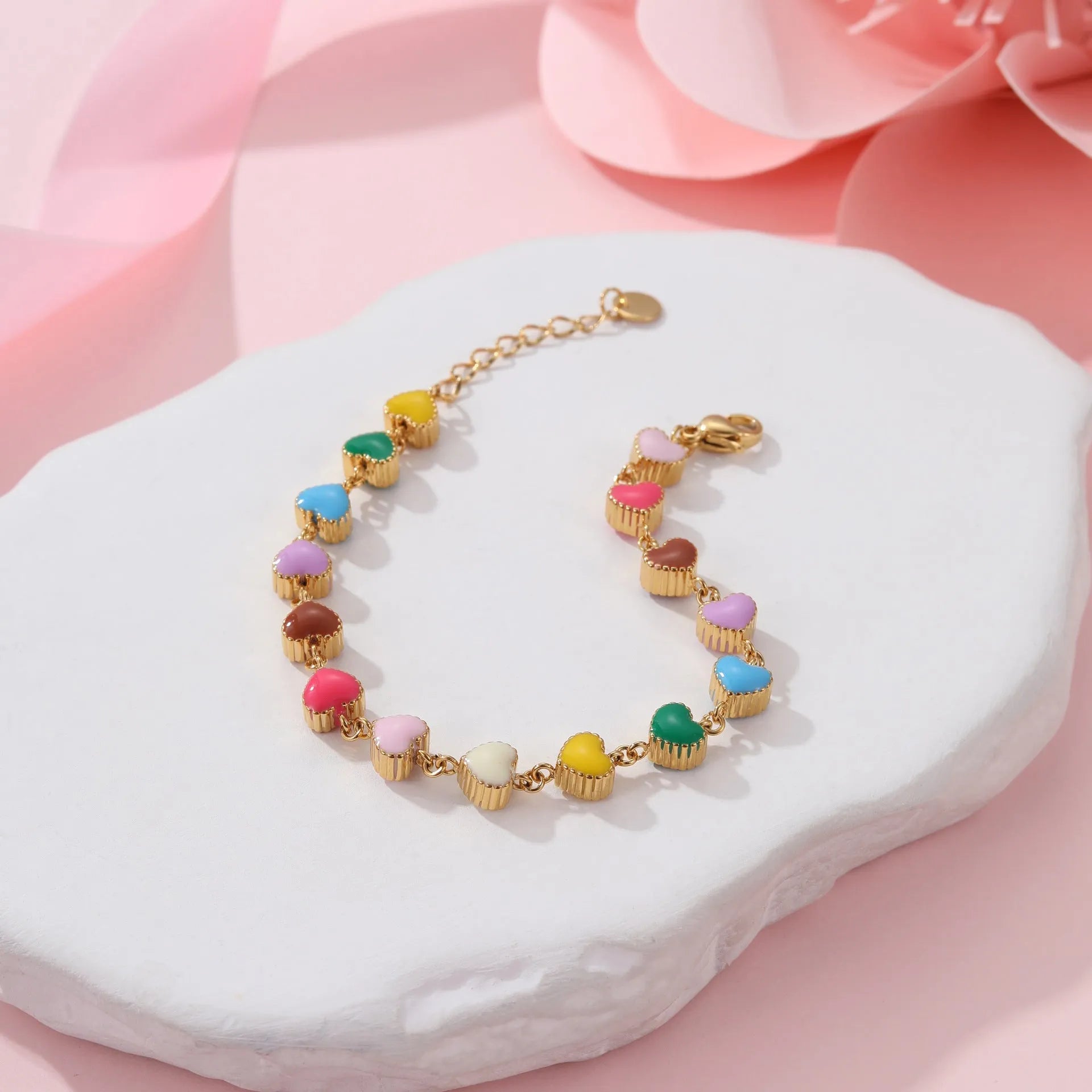 Women's heart-shaped titanium steel bracelet with 18K gold electroplating in gold or steel colour options
