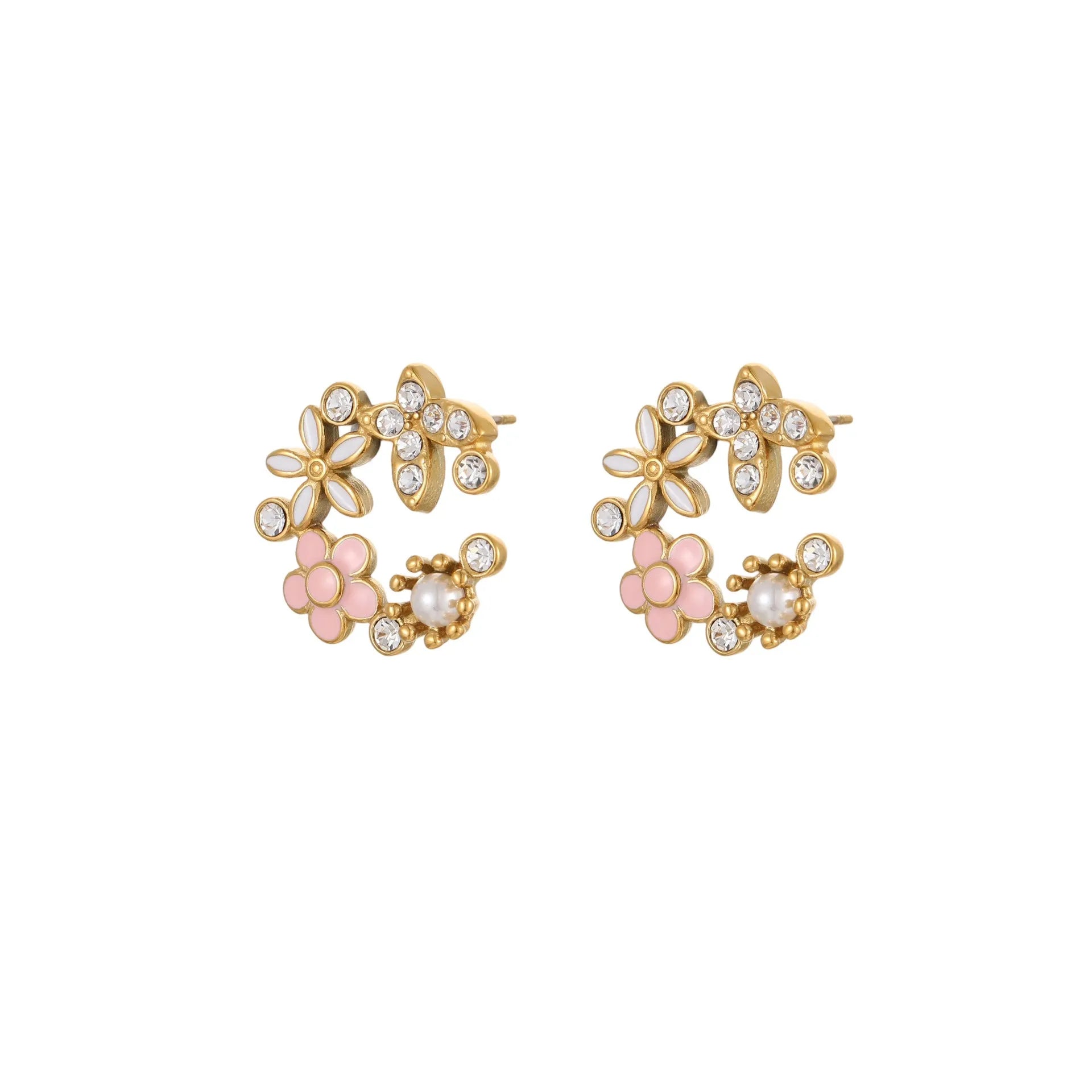 Flower shaped stud earrings with petal design in 18K gold plated stainless steel