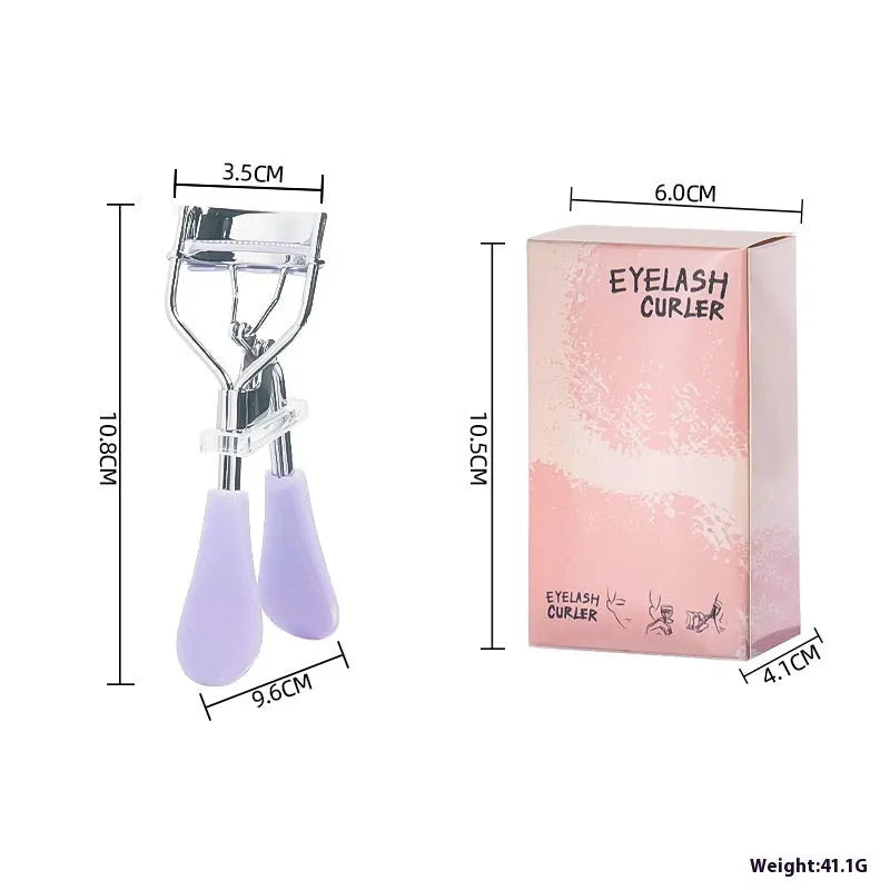 A4 with comb eyelash curler in black with ribbon comb detail, carbon steel and ABS construction