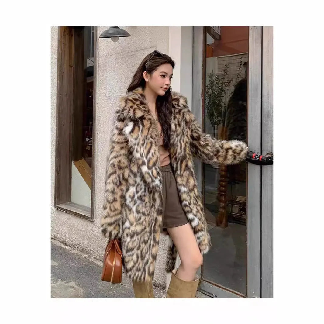 Women's faux fur coat with detachable fur collar in long and mid-length street fashion styles