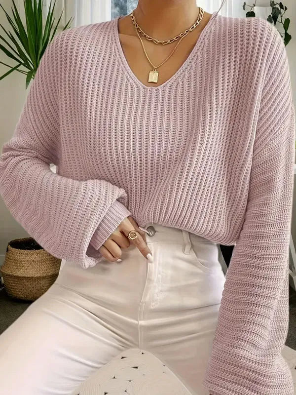 Women's loose fit long sleeve pullover top in solid colour with regular sleeves