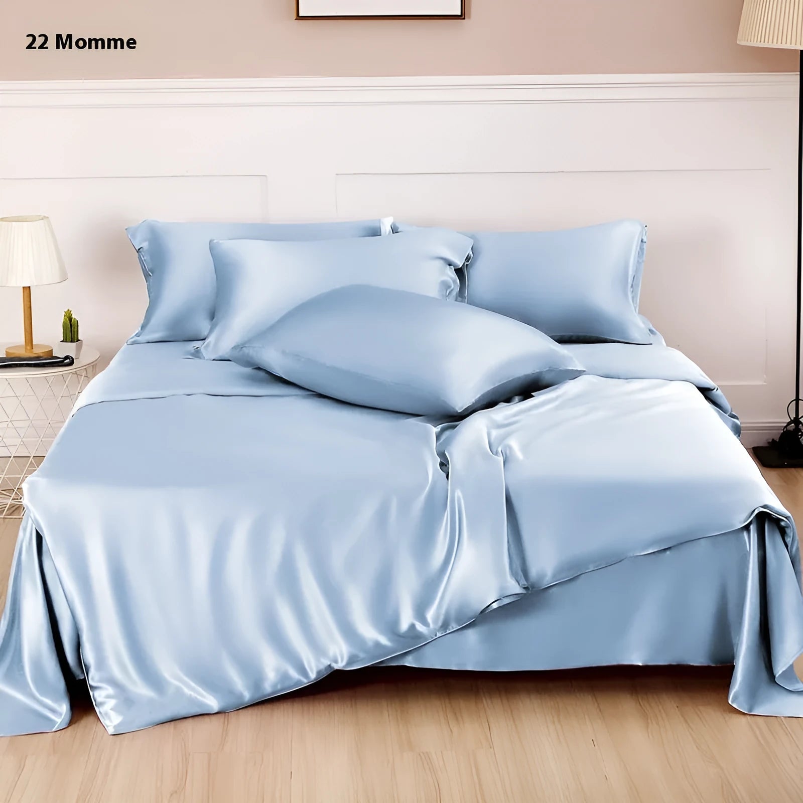 Silk duvet cover in Lotus Pink colour showing double-sided plain weave construction