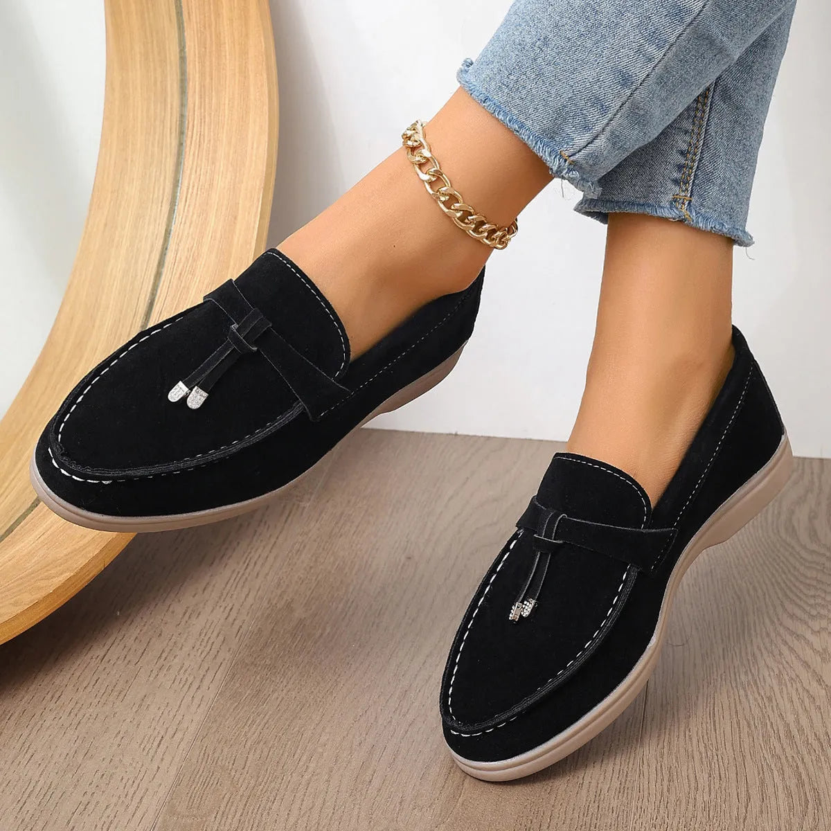 Gommino slip-on loafers in black, apricot and brown with platform heel and canvas upper