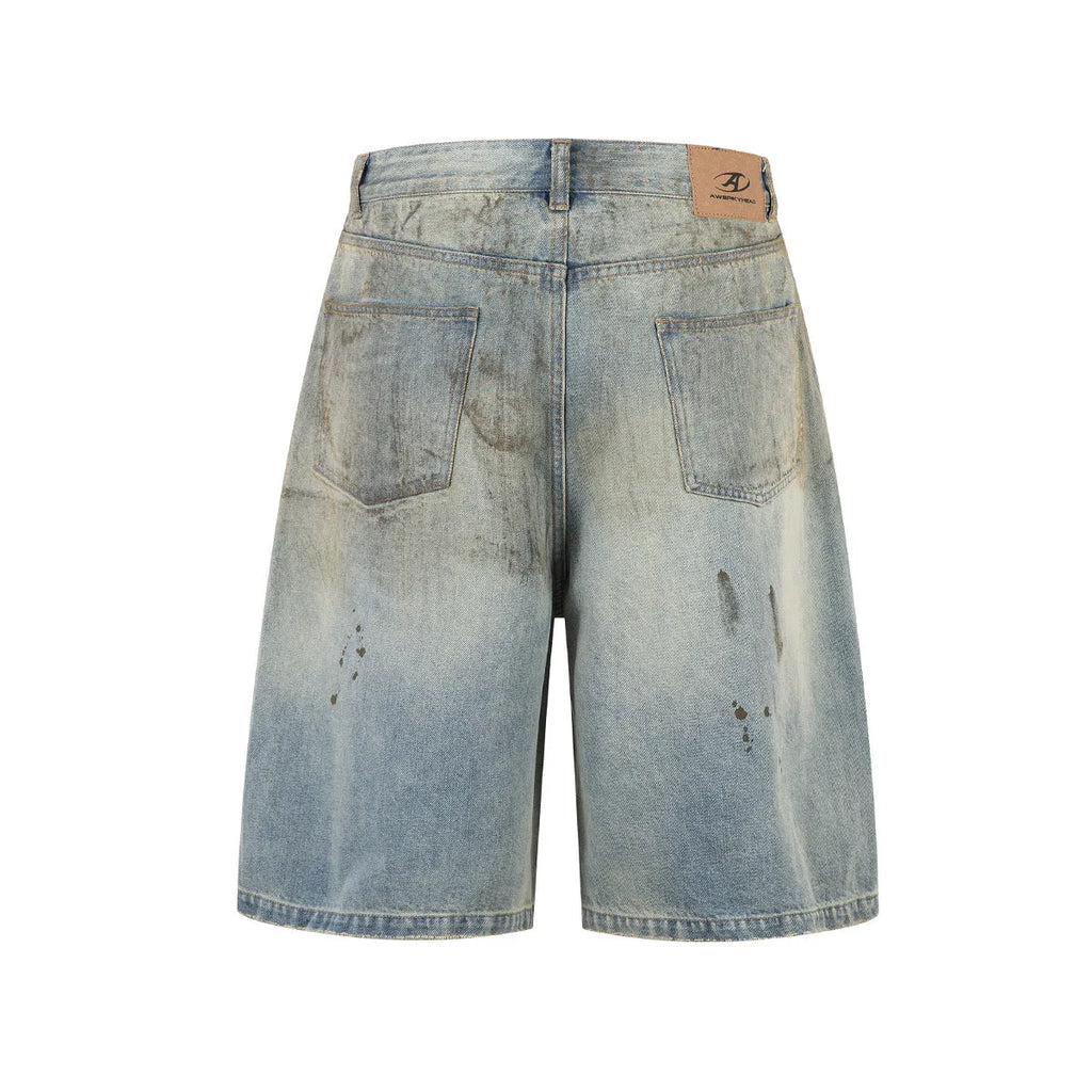 Blue cropped denim middle pants with a straight leg and zipper fly on a size chart.