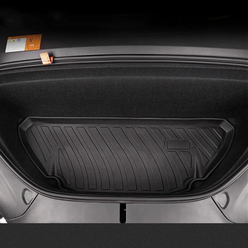 Rubber car floor mat for Tesla vehicles with TPE footrest section