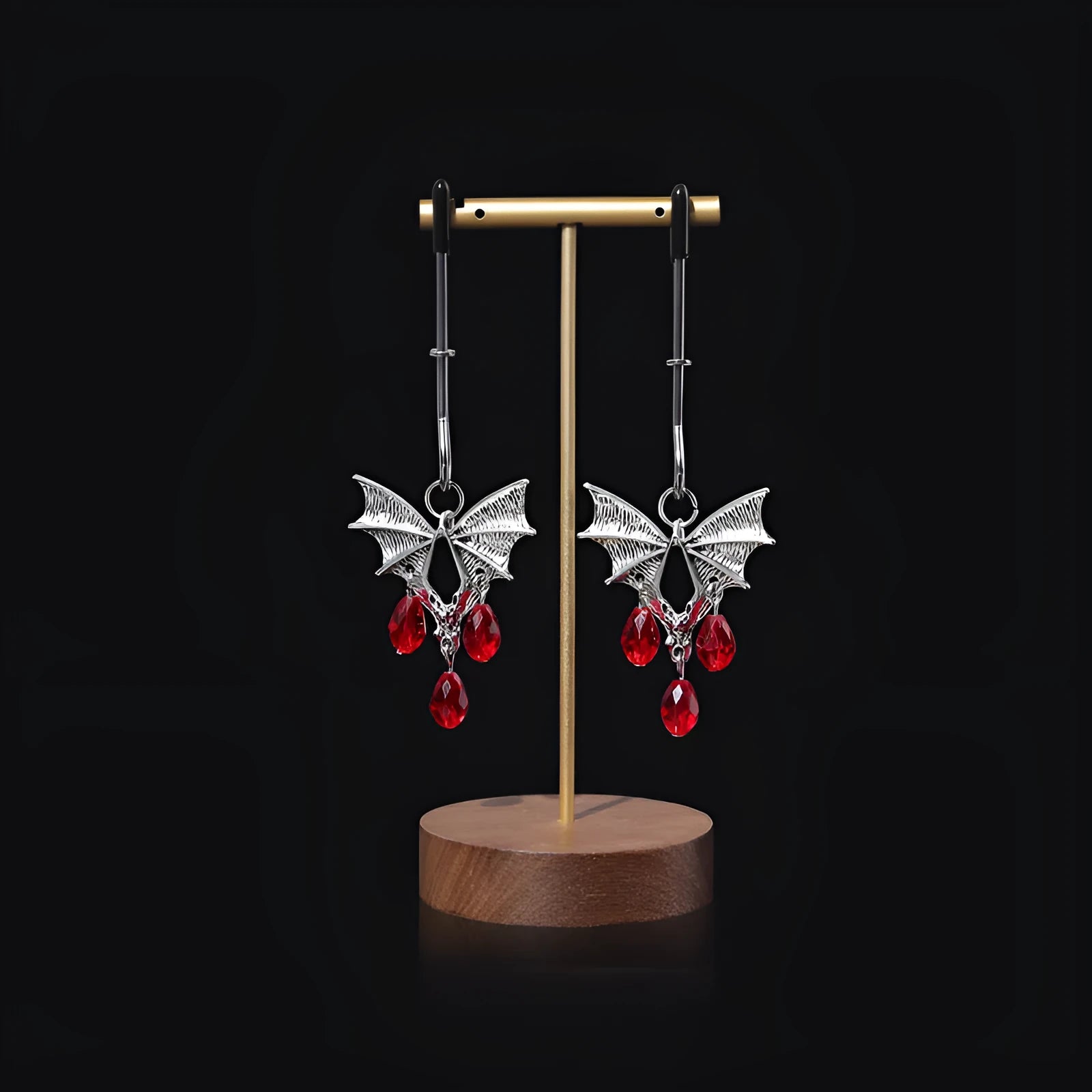 Silver bat-shaped adjustable nipple clamp and clitoral clip with alloy construction