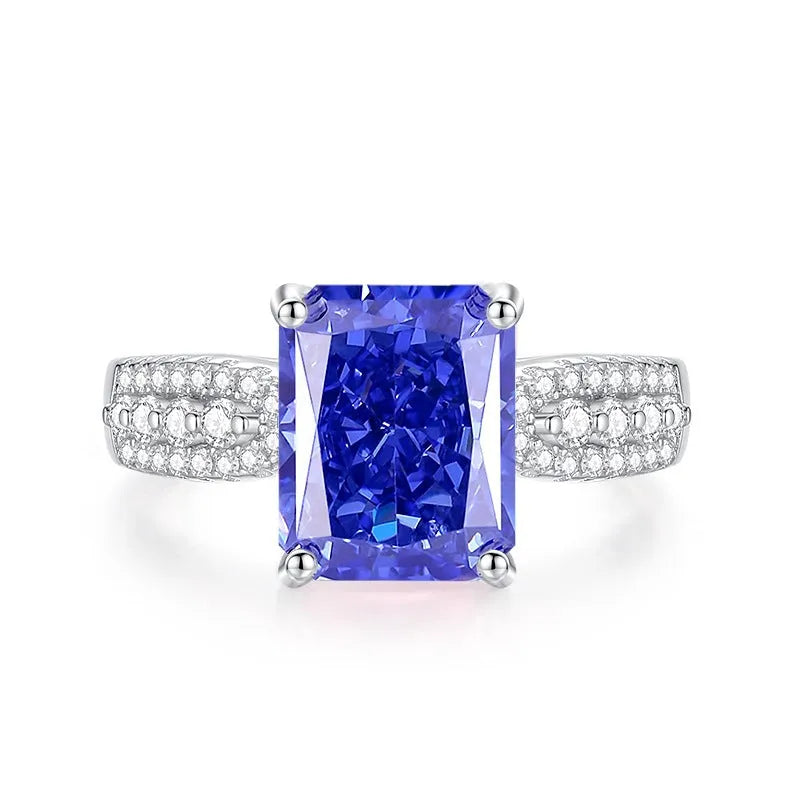 925 sterling silver heart ring with a faceted ice flower cut zircon stone.