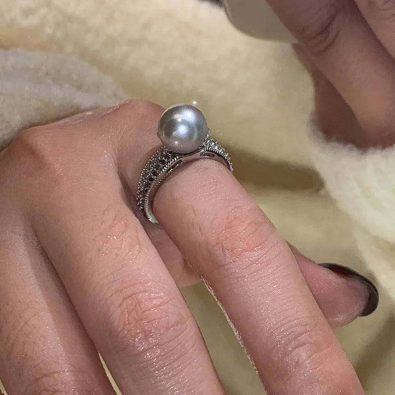 Adjustable opening copper ring with geometric design and black pearl finish for women