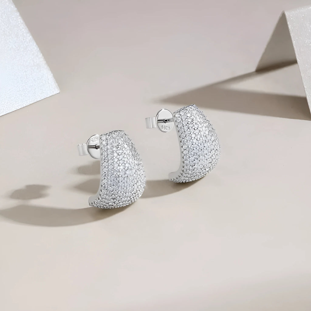 Geometric S925 sterling silver ear studs for women with hypoallergenic alloy construction