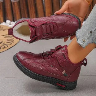 Women's black and red velvet slipper shoes with non-slip rubber soles and hollow out decorative elements