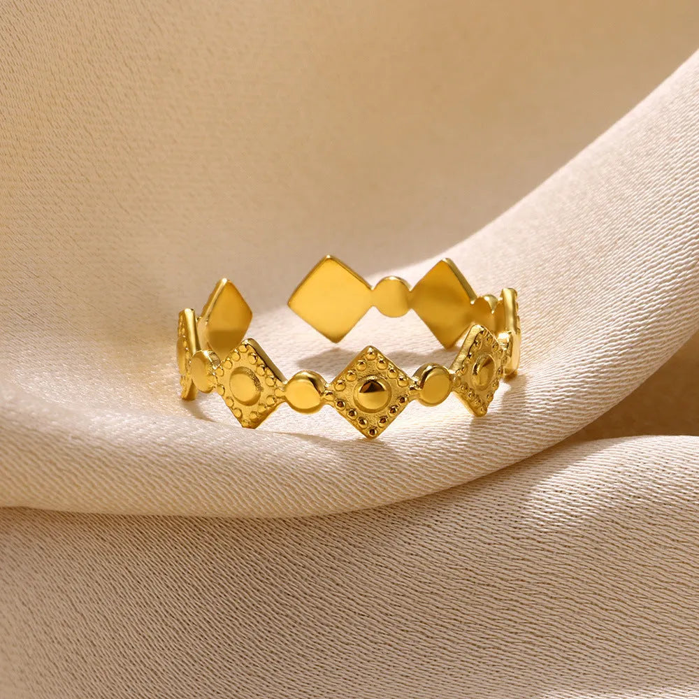 Women's titanium steel geometric ring with gold diamond colour finish