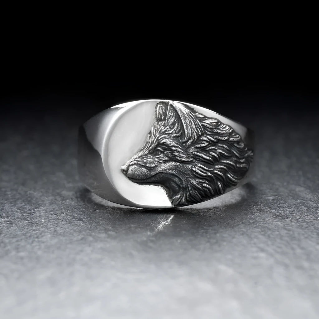 Men's silver geometric wolf ring with retro design on size chart showing UK 6-12 measurements
