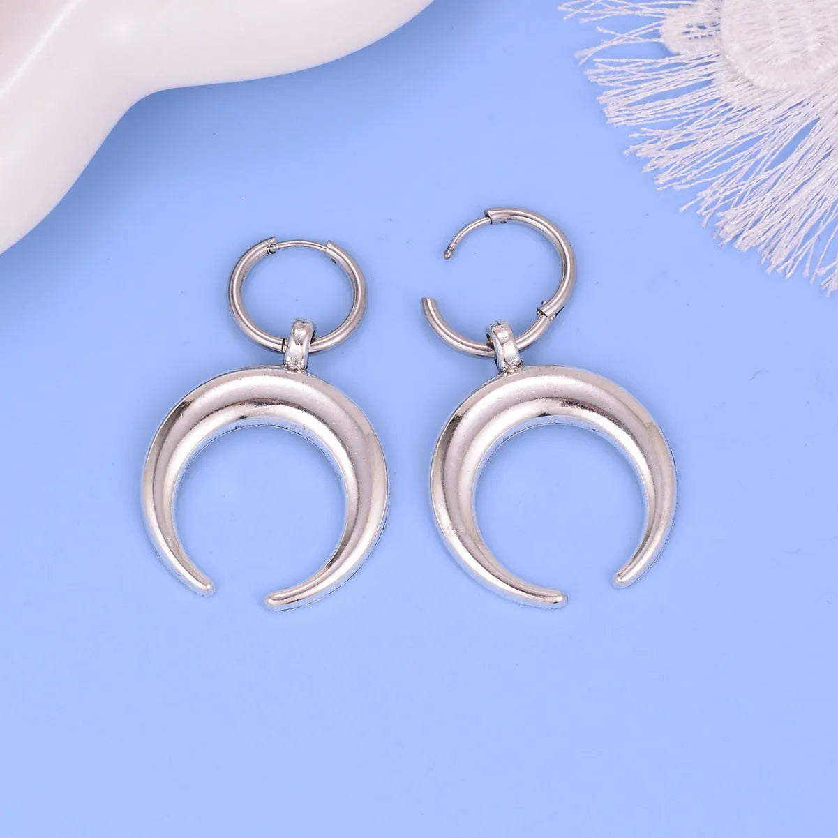 Silver vintage gothic moon hoop earrings with 18K gold-plated alloy and punk style geometric design