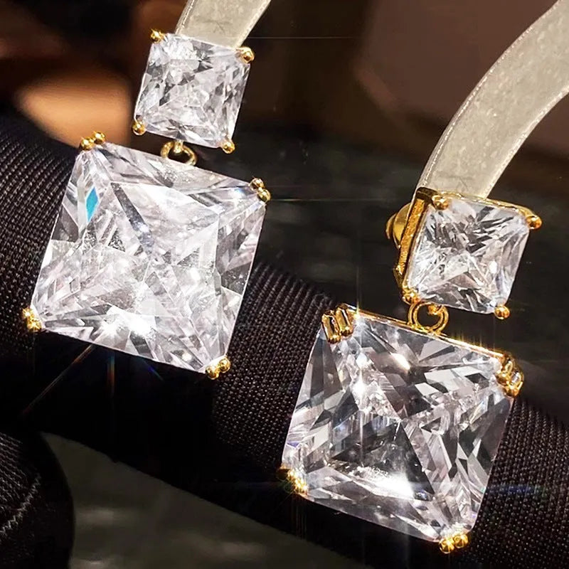 Copper geometric square earrings for women with quadrilateral design in white gold or gold colour