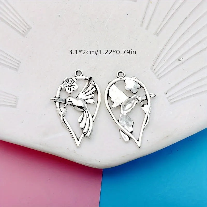 Magpie bird design alloy pendant with electroplated finish for DIY jewellery making