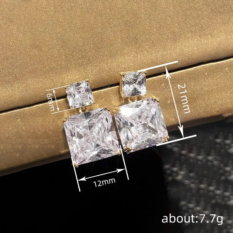 Copper geometric square earrings for women with quadrilateral design in white gold or gold colour