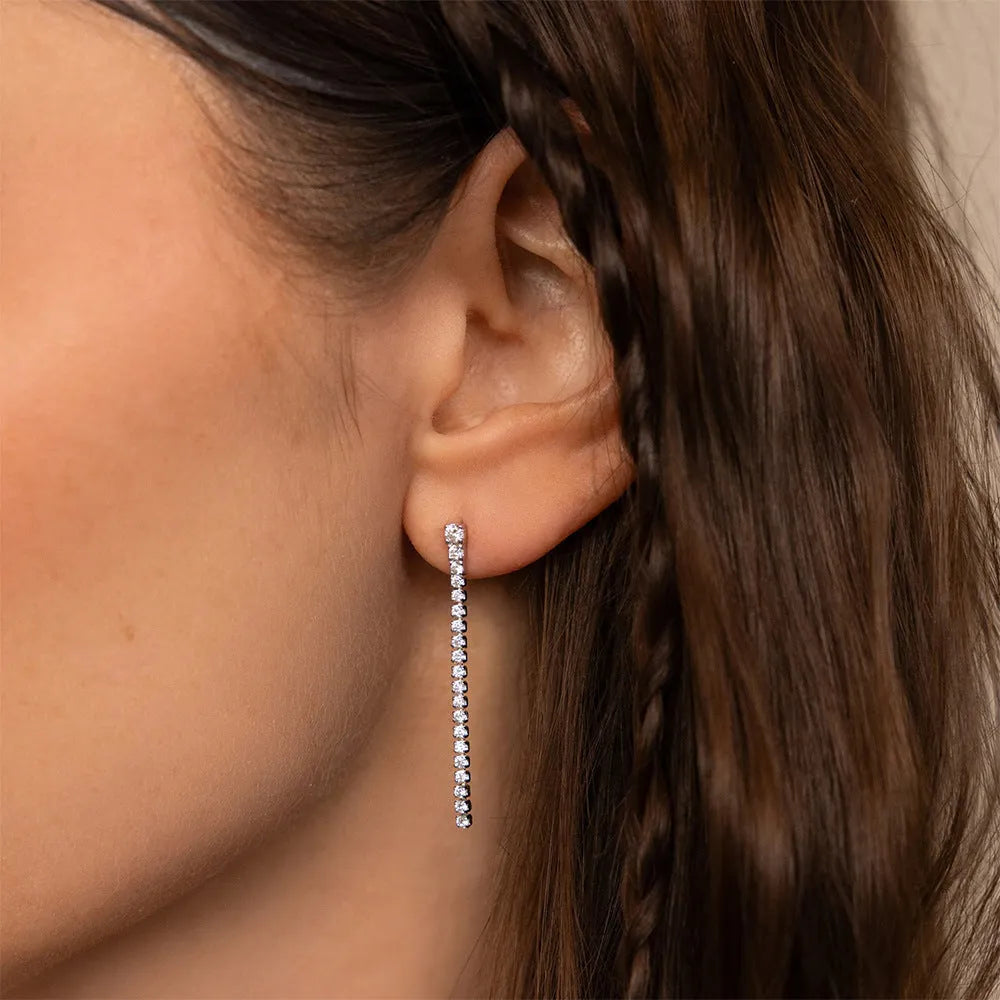 Women's geometric zircon earrings with Chinese style linear elements in gold or steel colour