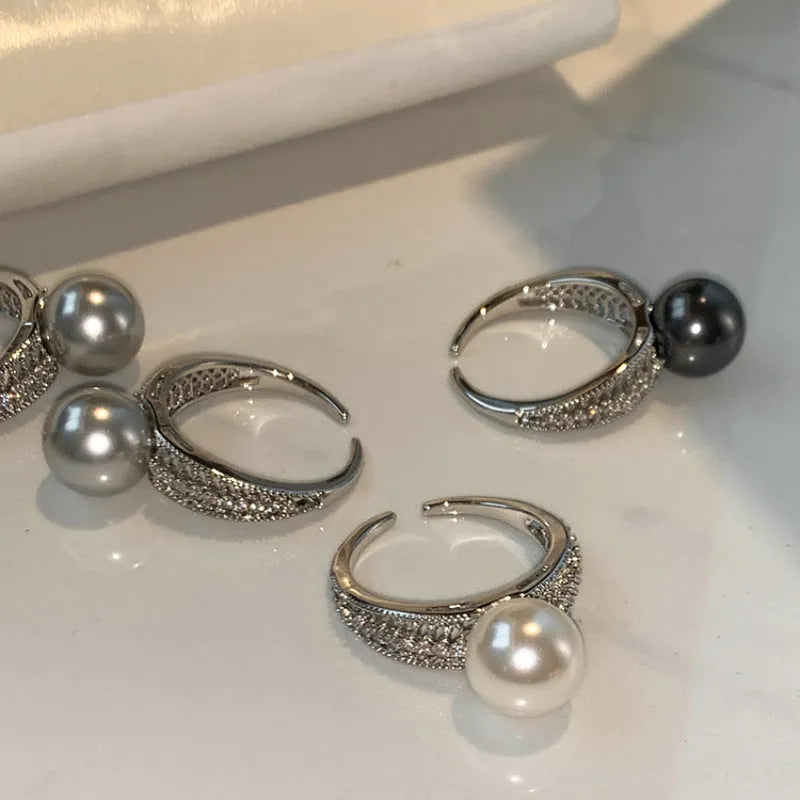 Adjustable opening copper ring with geometric design and black pearl finish for women
