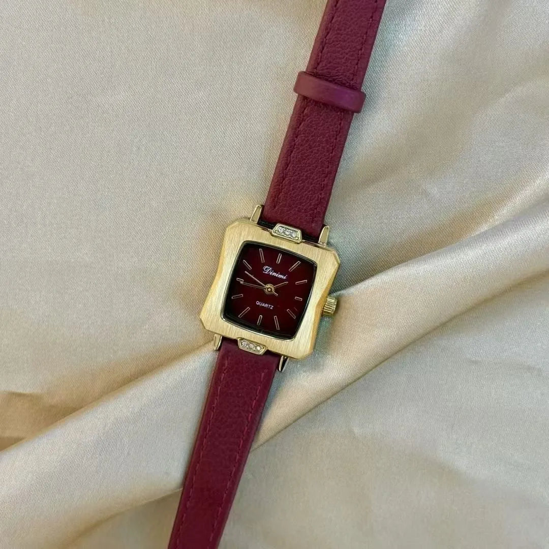 Women's alloy watch with Chinese-style design options like camellia and octagonal patterns, 8mm thick case.