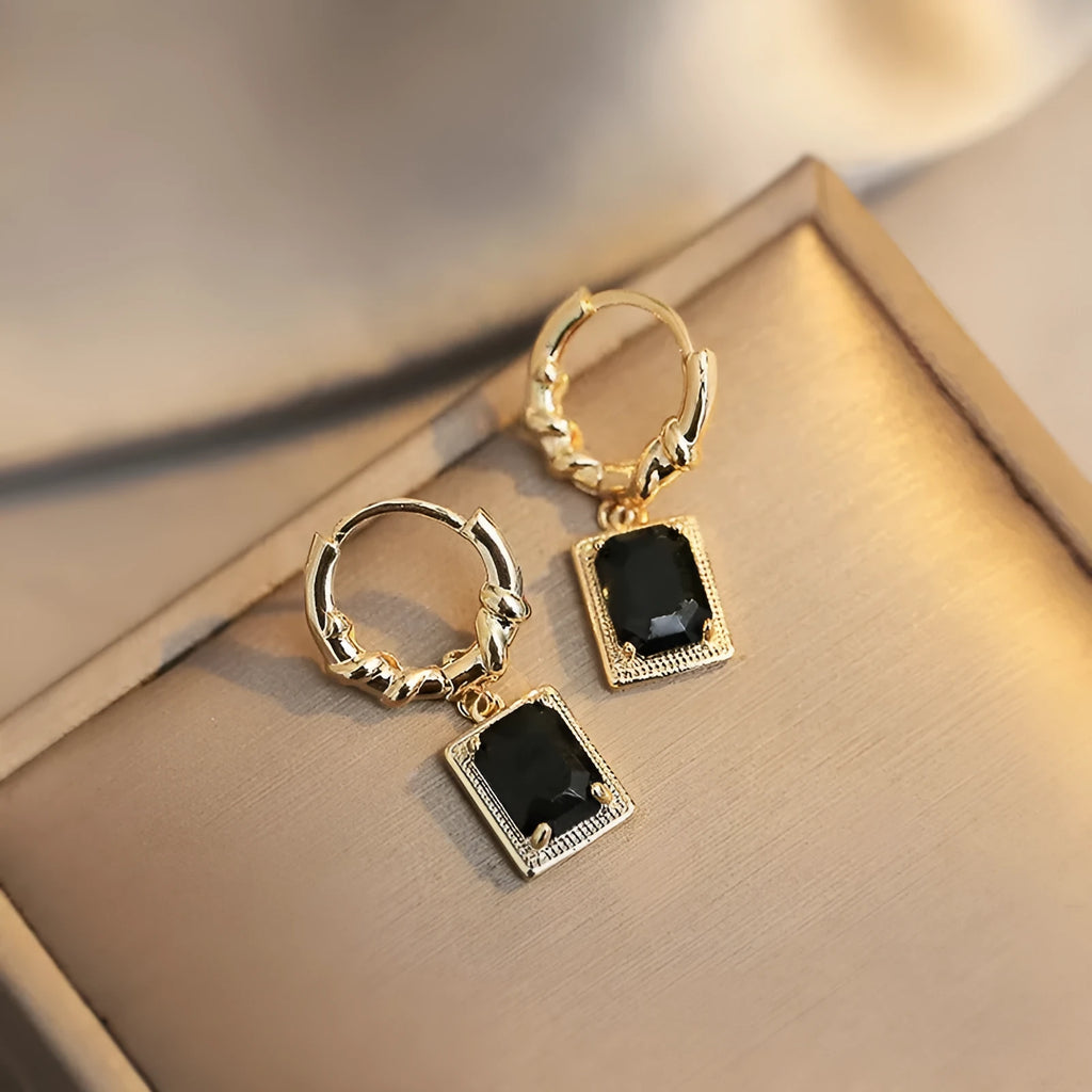 Geometric black zircon copper earrings with quadrilateral shape and French court retro styling