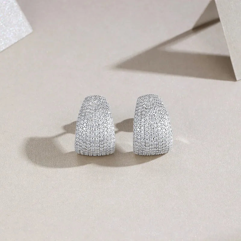 Geometric S925 sterling silver ear studs for women with hypoallergenic alloy construction