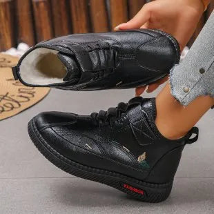 Women's black and red velvet slipper shoes with non-slip rubber soles and hollow out decorative elements