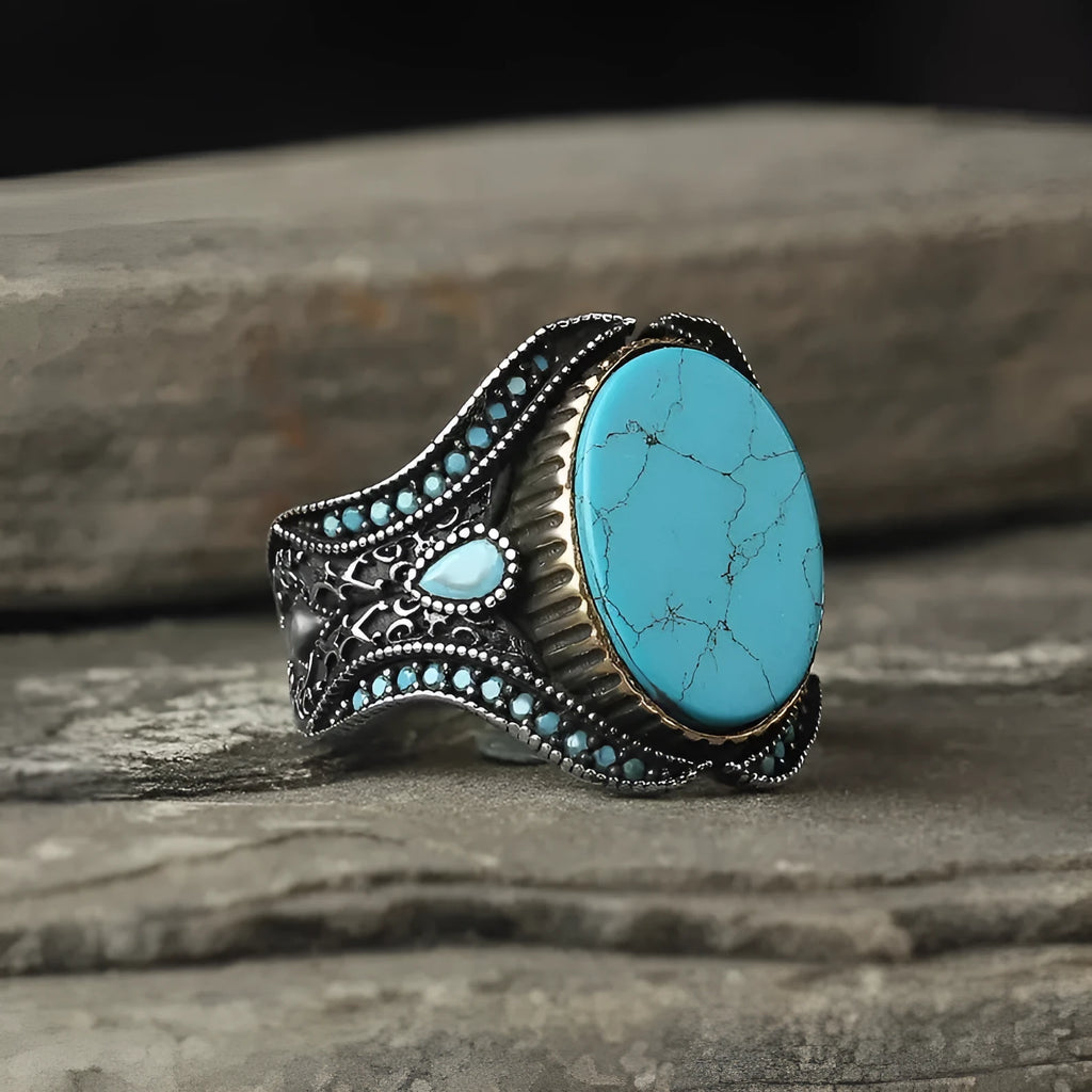 Men's antique silver alloy ring with round turquoise stone, simple band design