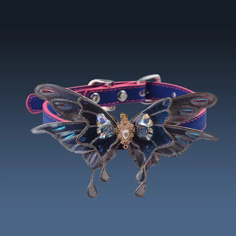 Purple colour-changing butterfly necklace with rhinestone decoration on alloy pendant