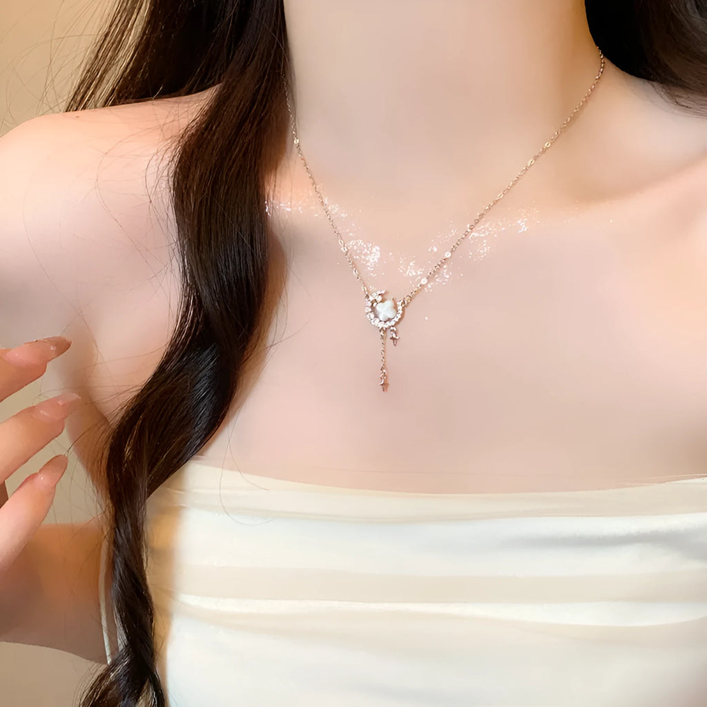 Gold star moon zirconium necklace on adjustable copper chain