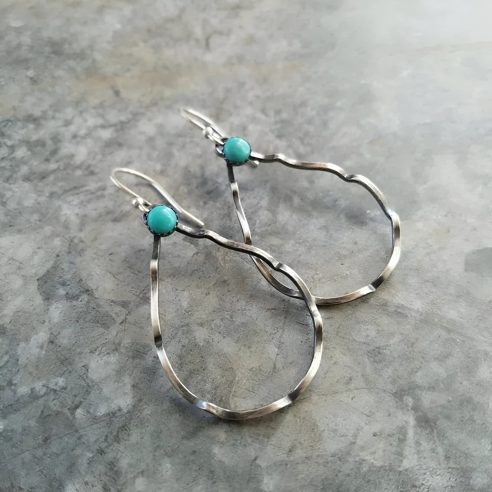 Geometric circle earrings in antique silver colour with bohemian vintage style