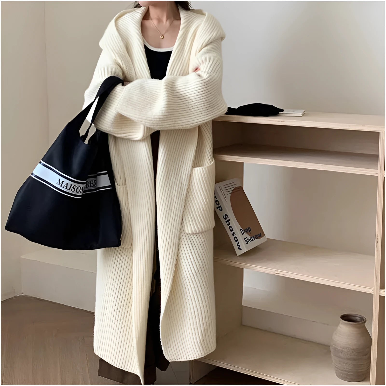 Women's loose hooded cardigan coat with raglan sleeves in acrylic fabric
