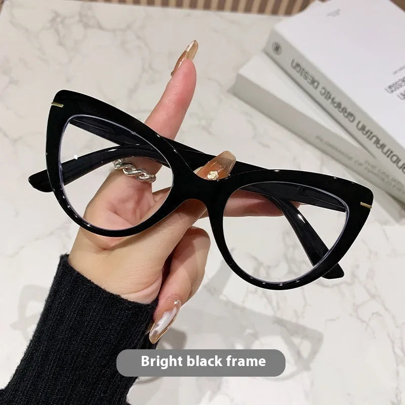 Women's large frame cat's eye presbyopic glasses with dragon and phoenix decorations in black floral frame
