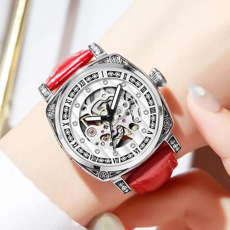 Men's mechanical wristwatch with a leather strap and luminous hands on a dial, shown in one of four colour options.